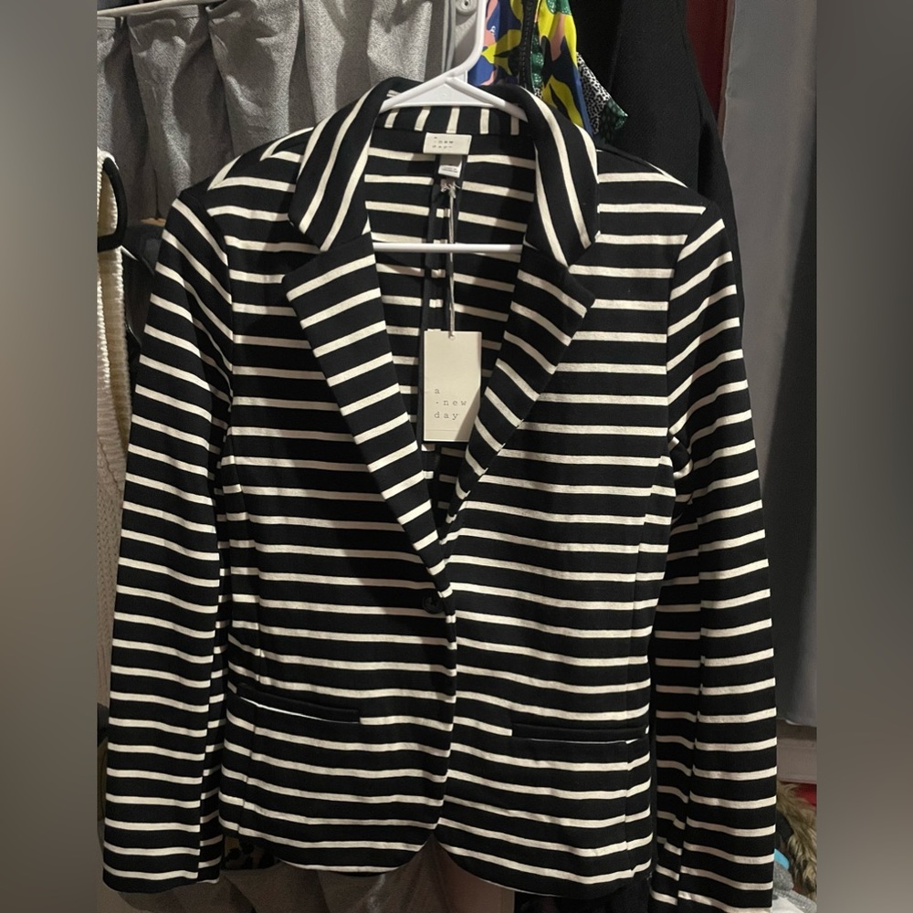 Target blazer navy blue and white